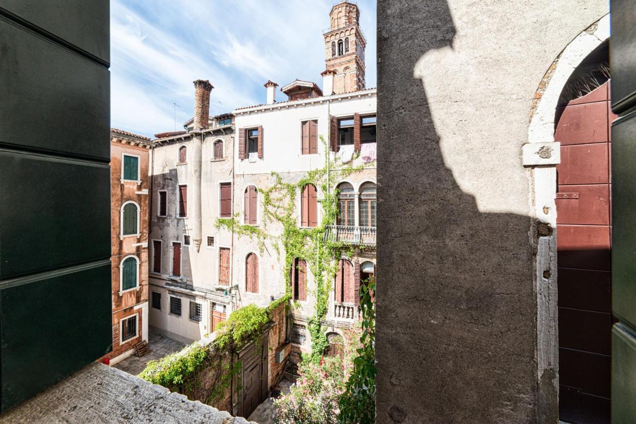Casanova Fenice - Canal View Venezia Eksteriør bilde